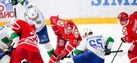 Avtomobilist contre Salavat Yulaev